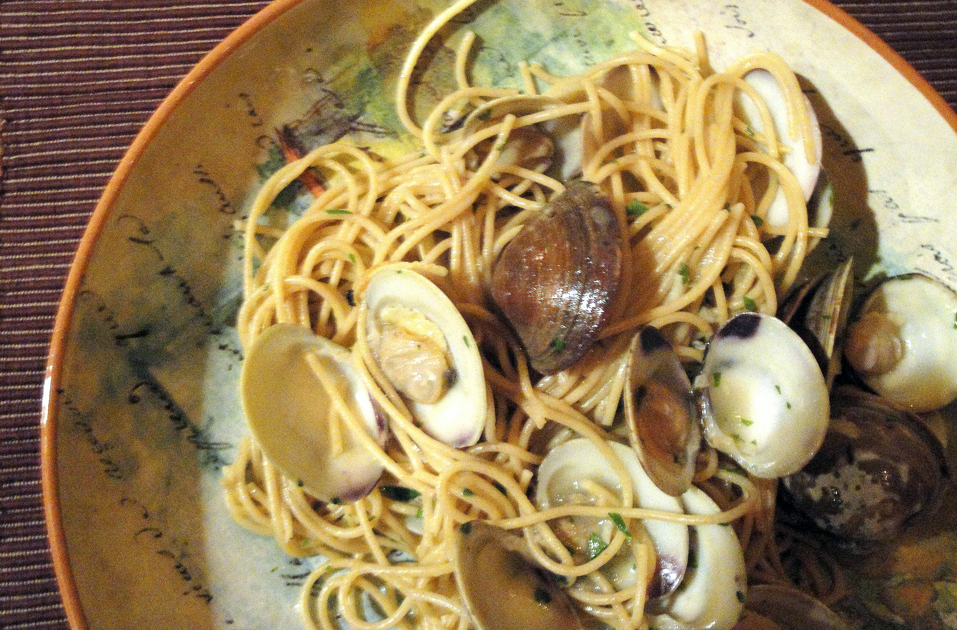 Pasta con vongole Pasta con vongole